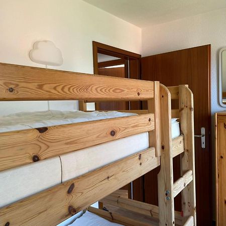 Ferienwohnung-Nils-Holgerson-Mit-Balkon-Zwischen-Strand-Wald-Wiese-Im-Suedosten-Der-Insel-Ruegen Gustow  ภายนอก รูปภาพ
